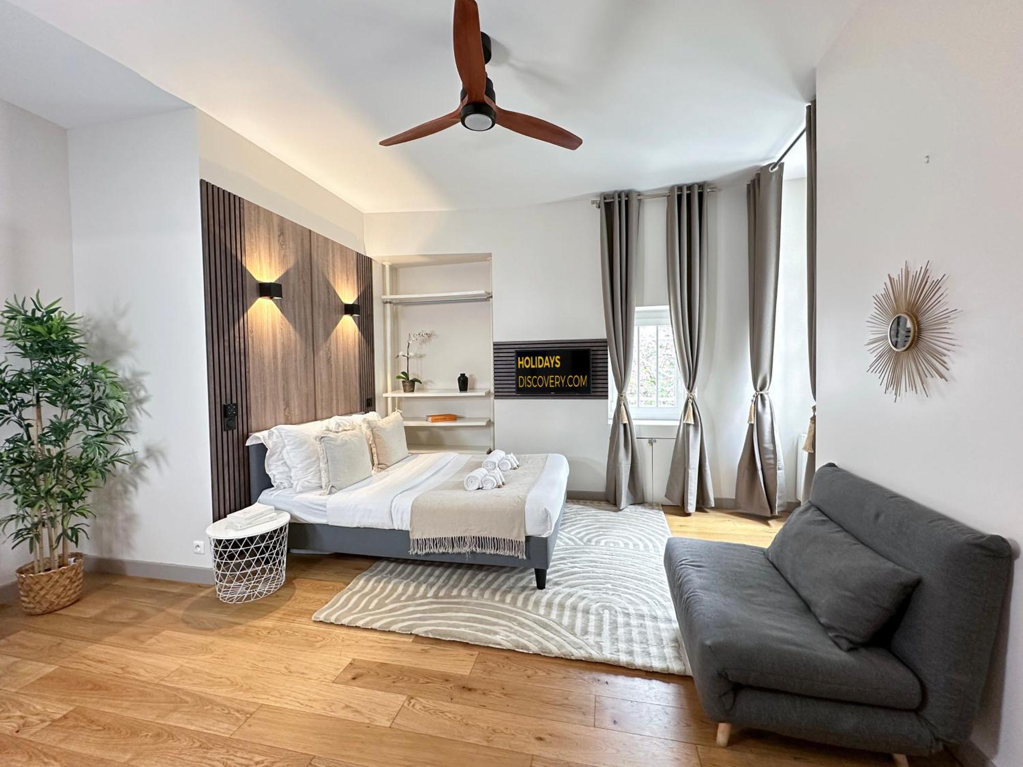 Spacious Studio In Saint-Germain-Des-Pres Lägenhet Paris Exteriör bild